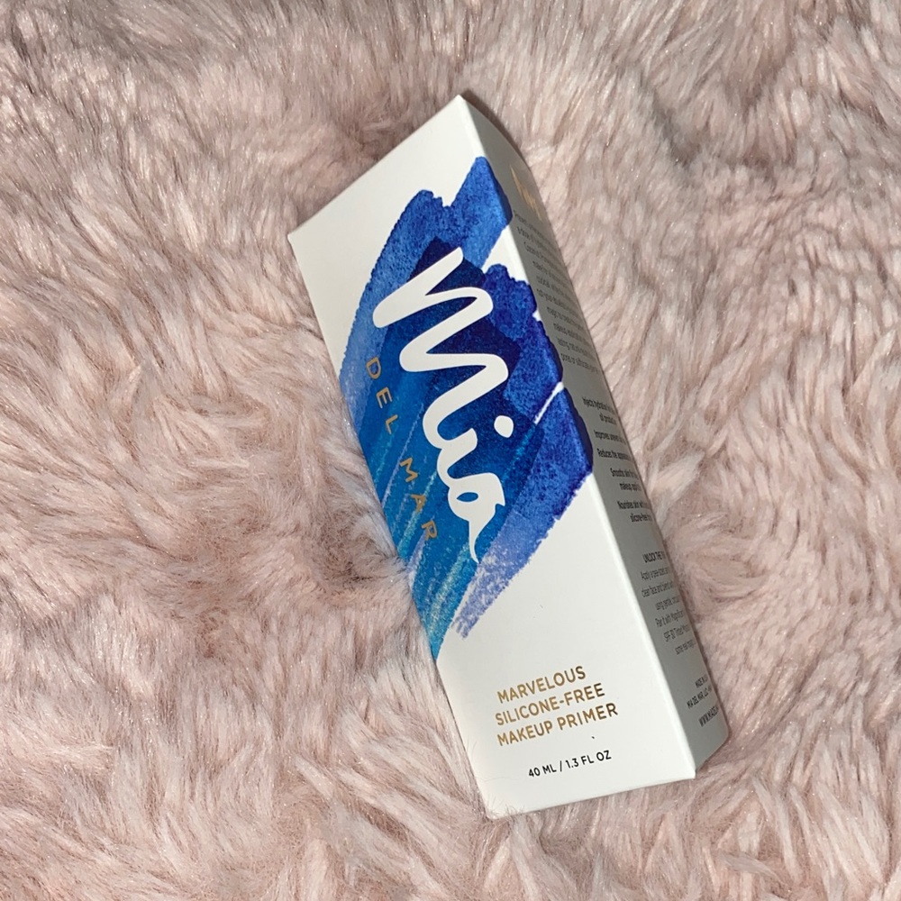 Marvelous Silicone-Free Makeup Primer - Blue and White